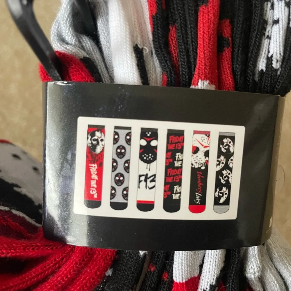NWT 6 pack Friday the 13th Men's‎ Socks. Size 6-12